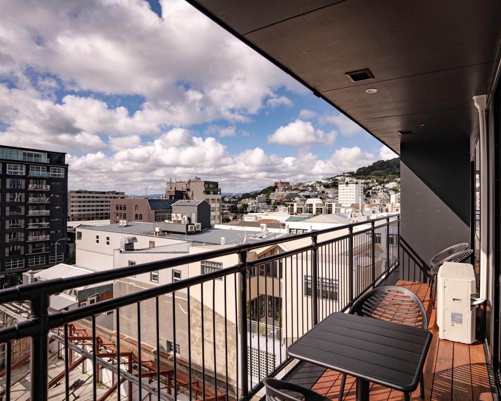 Tryp By Wyndham Wellington, Tory Street Hotel ภายนอก รูปภาพ