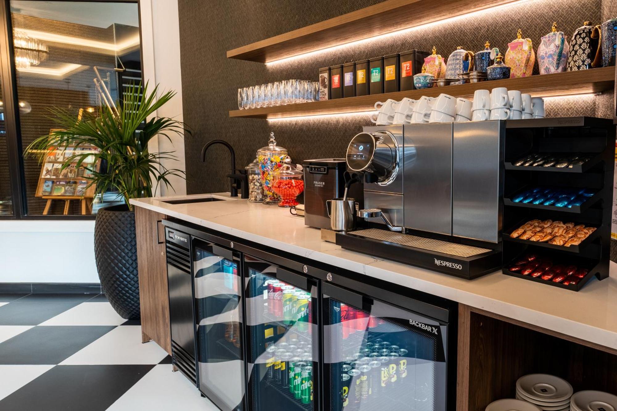 Tryp By Wyndham Wellington, Tory Street Hotel ภายนอก รูปภาพ