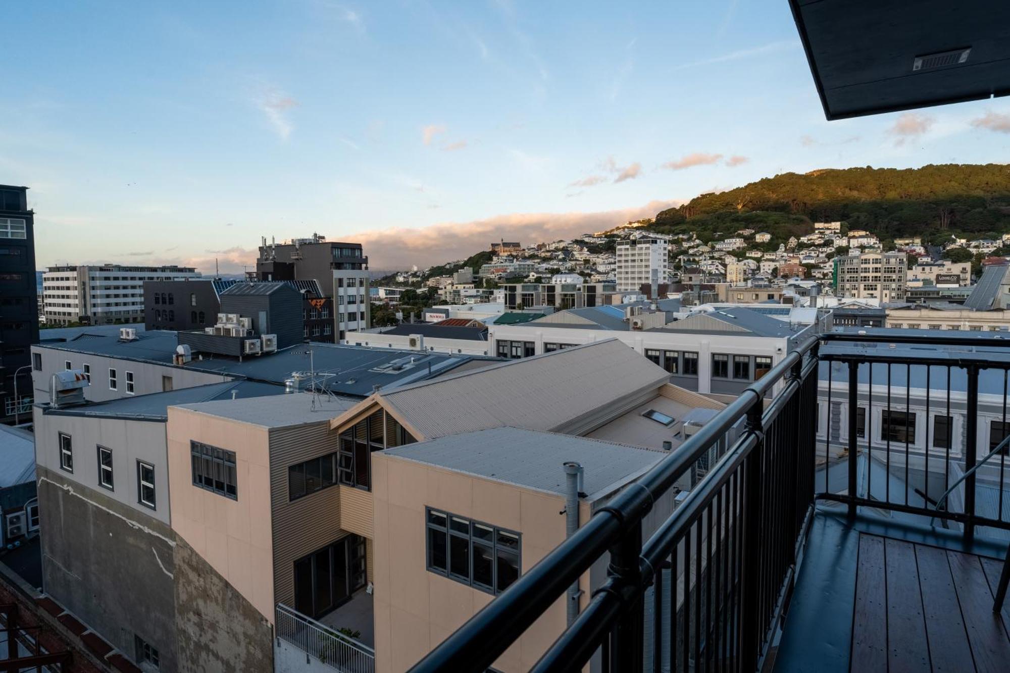 Tryp By Wyndham Wellington, Tory Street Hotel ภายนอก รูปภาพ